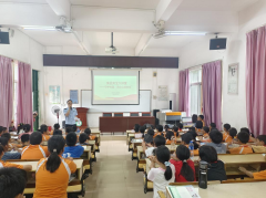 <b>指导学生学会查标签上的环节消息</b>